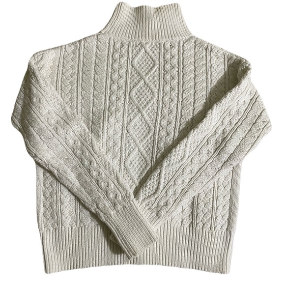 Banana Republic white Sweater - Picture 2 of 6